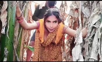 Sexy Bhabhi Drilled by Farm Owner in Open Farm