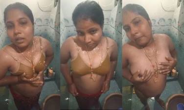 Kottayam Aunty’s Nude Bath MMS for Kuwait Husband