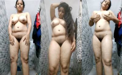 Sexy Bengaluru Babe’s Pussy and Ass Show in Viral Video
