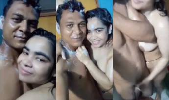 Desi Lovers Soapy Nude Play & Handjob Recording