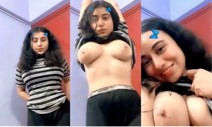 Cute Delhi Girl Showing Boobs to BF in Video Call